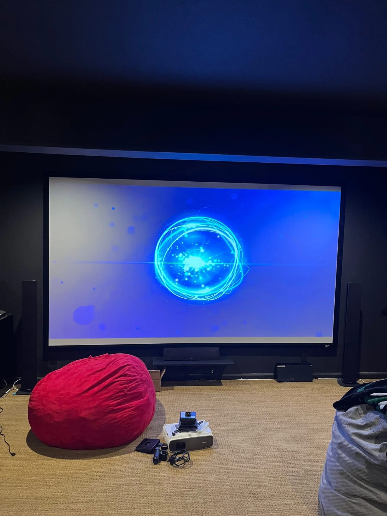 Projection screen in the published Eagle theater upgrade